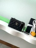 Vanity Case with Chain