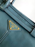 Bonnie medium leather handbag