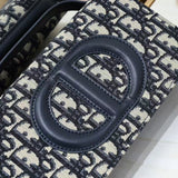 signature mini chain bag