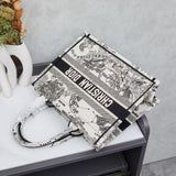 Medium Book Tote