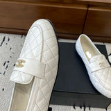 Women's White Lambskin Diamond-Quilted CC Buckle Loafers |G36646 X01000 0P193