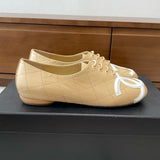 Women's Beige Diamond-Quilted Lambskin Double C Logo Lace-Up Ballet Flats |G47125