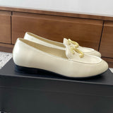 Women's Ivory White Glossy Calfskin Double C Logo Loafers| G39745 Y56385 10601