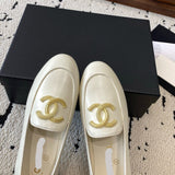 Women's Ivory White Glossy Calfskin Double C Logo Loafers| G39745 Y56385 10601