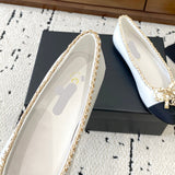 Women's Light Apricot and Black Two-Tone Lambskin Chain-Detail Bow Ballet Flats |G02819 B17983 NZM84