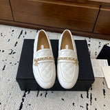 Women's White Calfskin Diamond-Quilted Chain-Detail Loafers |G36646 X01000 0P193