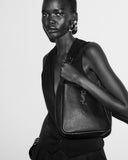 2026 Large Le 5 À 7 Supple Black Soft Leather Hobo Bag 713938AAAUQ1000