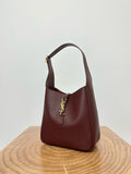 2026 Le 5 à 7 Supple Rouge Legion/Burgundy Small Leather Shoulder Bag 713938 AAAUQ 6475