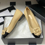 Women's Beige Leather Camellia Color-Block Ballet Flats |G45494