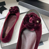 Women's Burgundy Velvet Camellia Ballet Flats G32166