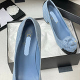 Women's Light Blue Diamond Quilted Embroidered Cowhide Leather Black Coarse Grain Textured Color-Blocked Camellia Print Chunky Mid-Heel Pumps| G39186