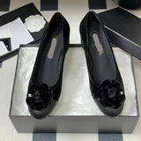 Women's Black Camellia Velvet and Leather Block Heel Pumps |G32913