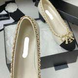 Women's Off-White Lambskin Chain-Detailed Two-Tone Chunky Heel Pumps |G47191