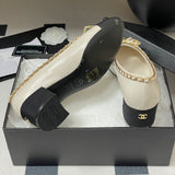 Women's Off-White Lambskin Chain-Detailed Two-Tone Chunky Heel Pumps |G47191