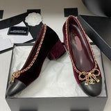 Women's Burgundy Velvet Two-Tone Chain-Detail Chunky Heel Pumps |G46663