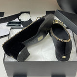 Women's Black Velvet Lambskin and Patent Leather Patchwork Chain Block Heel Pumps| G47203