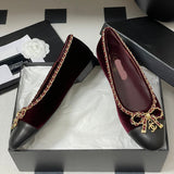 Women's Burgundy Velvet Leather Chain Bow Two-Tone Ballet Flats |G26250