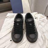 Men's B33 Low-Top Sneakers in Black Grained Calfskin and Black Leather| 3SN303ZAY_H900