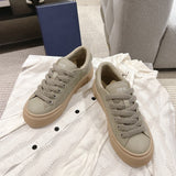 Men's B33 Low-Top Sneakers in Beige Grained Calfskin with Toned-Down Gravity Leather |3SN303ZAY_H120