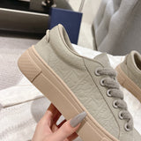 Men's B33 Low-Top Sneakers in Beige Grained Calfskin with Toned-Down Gravity Leather |3SN303ZAY_H120