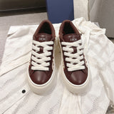 Men's B33 Limited Edition Sneakers Burgundy Smooth Calfskin with Beige Oblique Embossed Embroidery |3SN303ZYQ-H333