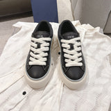 B33 Spin Men's Sneakers White Grained Calfskin and White Gravity Leather |3SN303ZAY_H000
