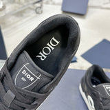 B57 Dribble Men's Low-Top Sneakers Black and white smooth calf leather with beige and black Oblique jacquard fabric| 3SN318ZXU_H960