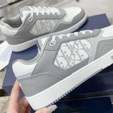 B27 Men's Low-Top Sneakers in Grey and White Smooth Calfskin with White Oblique |3SN272ZIJ_H890