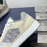 B27 Men's Low-Top Sneakers in Gray and White Smooth Calf Leather with Beige and Black  Oblique Jacquard Fabric |3SN272ZIR_H165