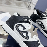 B57 Dribble Couple's Edition (Women's) Low-Top Sneakers Black and white smooth calf leather with beige and black Oblique jacquard fabric |3SN318ZXU_H960