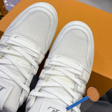 Couple's TRAINER Sneakers in White Grained Calfskin (Women's)| 1ACP1Q
