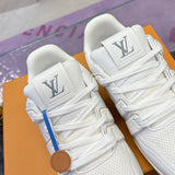 Couple's TRAINER Sneakers in White Grained Calfskin (Men's)| 1A8WAS