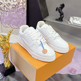 Men's Trainer Sneakers in White Grained Calfskin |1A8WAX